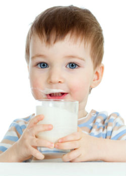boy-drinking-milk