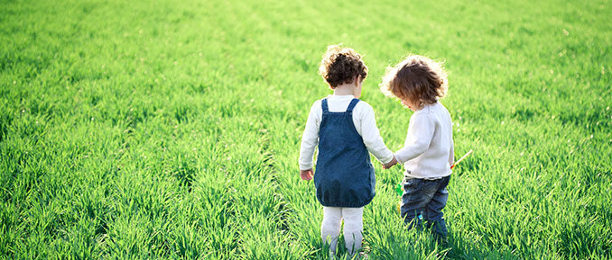 kids-in-field-autism-epigenetics-678x289