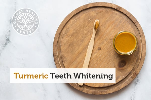 turmeric-teeth-whitening