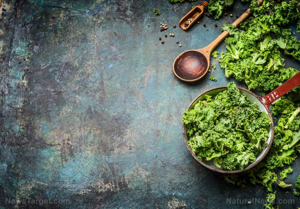 Kale-Salad-Rustic-Background-Top-Spoon-Food