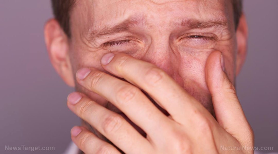 Sneeze-Allergies-Man