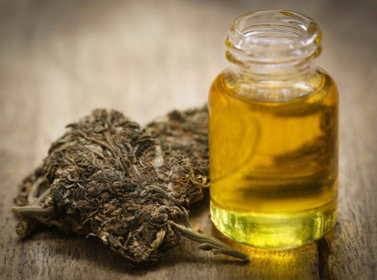 Doctors shocked when cannabis oil cures woman of terminal cancer