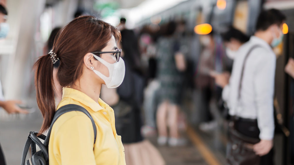 CDC issues nationwide mask mandate for travelers