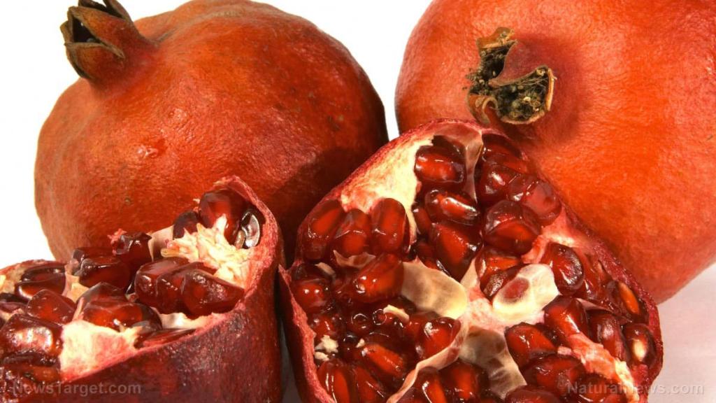 The potential therapeutic uses of pomegranate seed oil