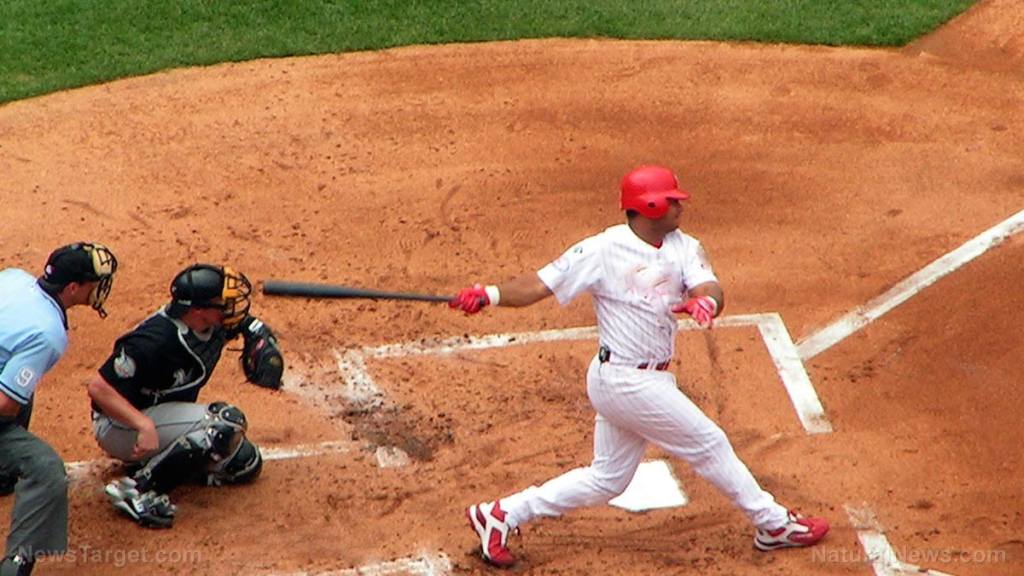 Three “fully vaccinated” MLB pitchers test “positive” for covid, game canceled