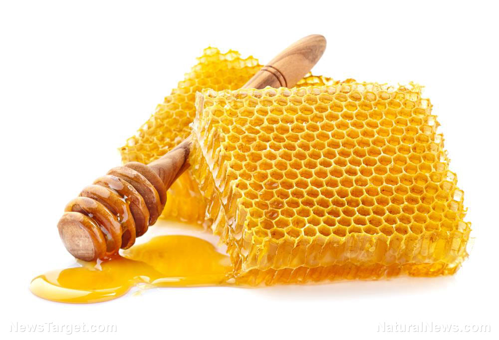 Honey is medicine: 4 Scientifically proven perks to using Nature’s sweetener