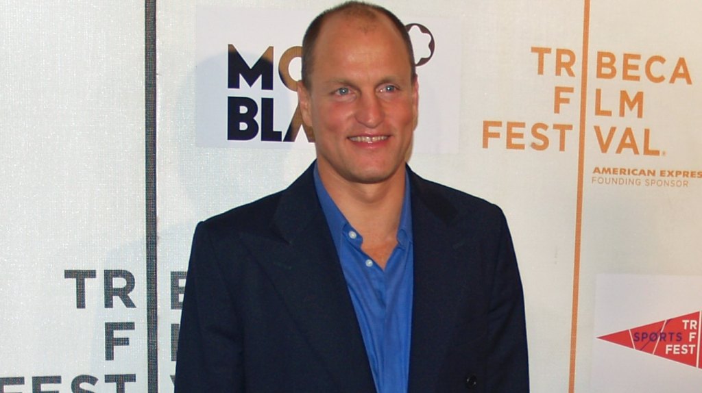 Woody Harrelson blasts vaccine industry as “biggest drug cartel” in SNL opening monologue class=