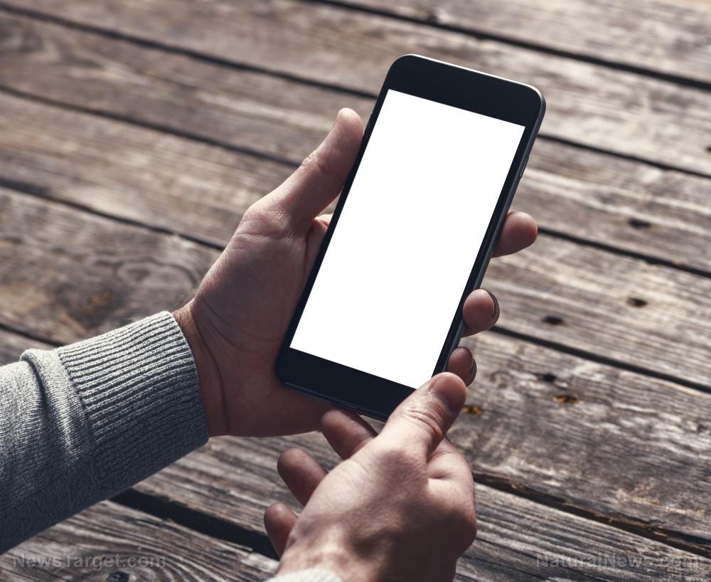 French regulators halt all sales of Apple iPhone 12 due to “above-threshold radiation levels”